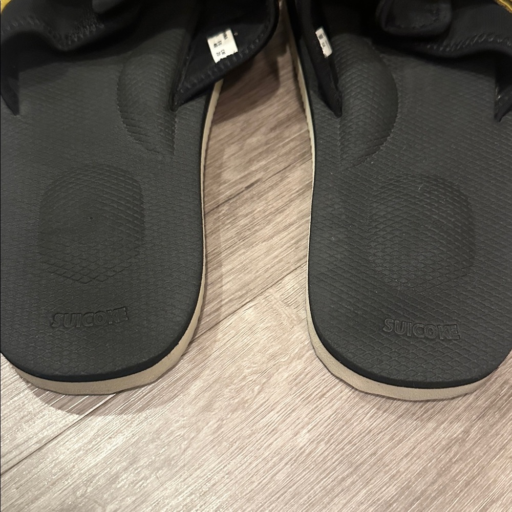 Suicoke Black and Gold Slide Sandals - Picture 4 of 4